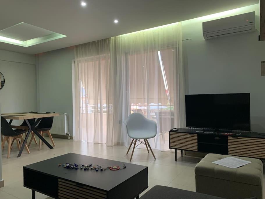 Varkiza Lux Apartment Luaran gambar