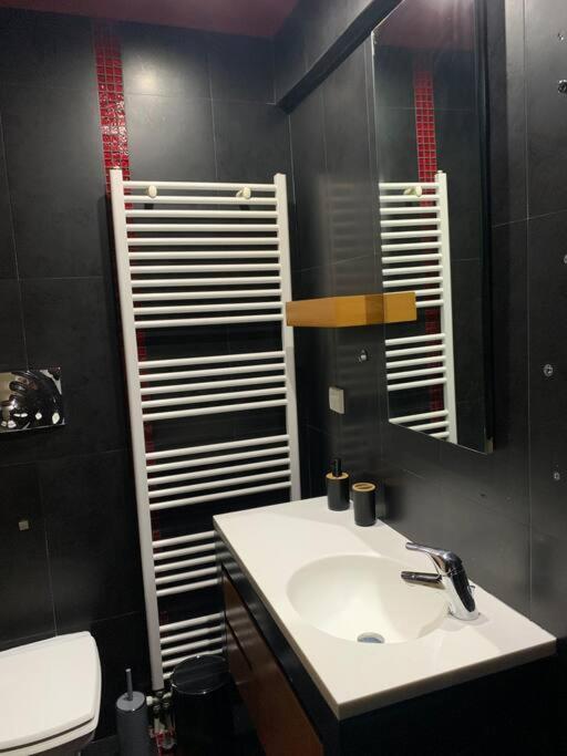 Varkiza Lux Apartment Luaran gambar